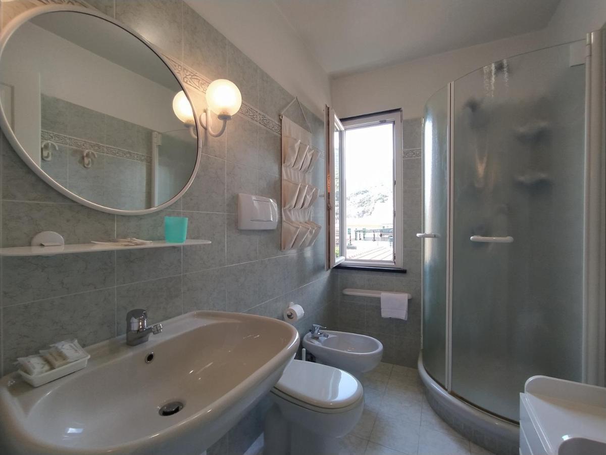 Apartamento Monia House Sea View Levanto Exterior foto
